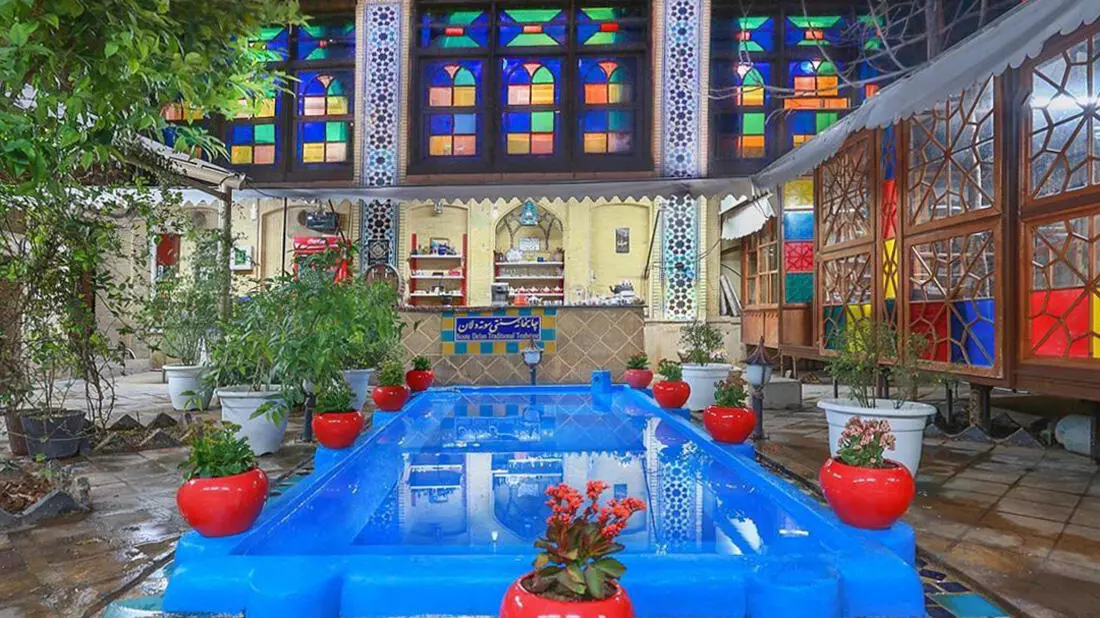 هتل سنتی نیایش