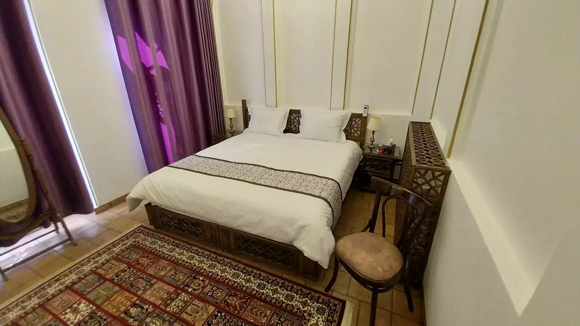 بوتیک عمارت میرزا مهدی فراش باشی ( سرخه ای )