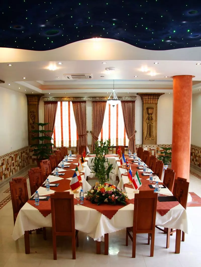 هتل آپارتمان کورش