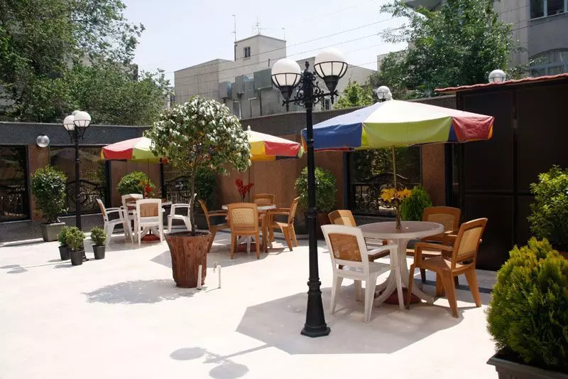 هتل آپارتمان کورش